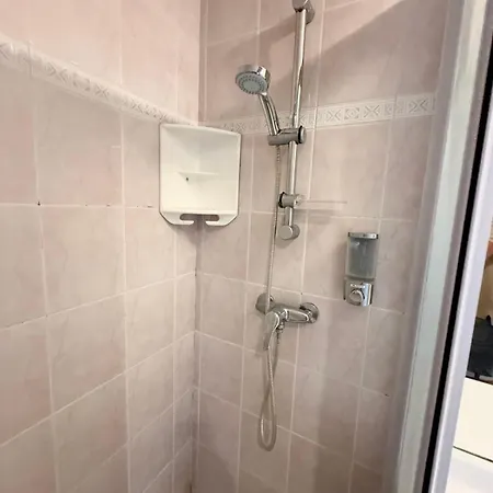 2-bedroom With Garage Pool View Feriehus Golfe-Juan